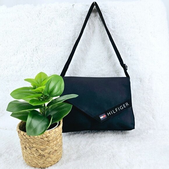 Tommy Hilfiger Black Canvas Spell Out Canvas Messenger Crossbody Shoulder Bag - Picture 1 of 12